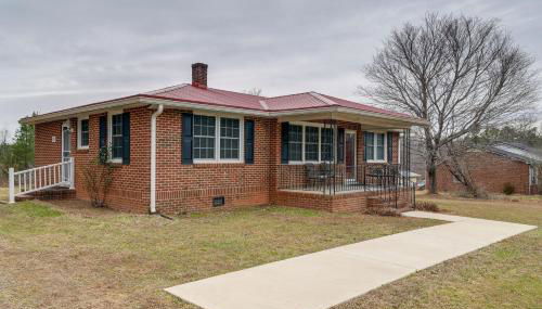 Charming Milton Home with Porch - 5 Mi to VIR! - Foto 3