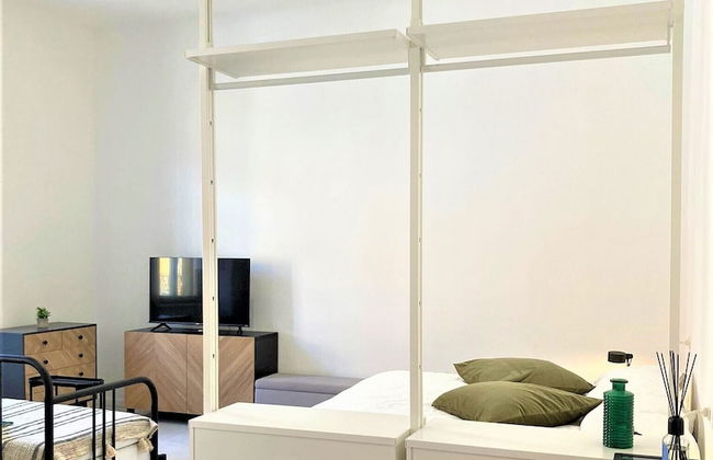 Contemporary studio- Ornato 13 - Foto 1