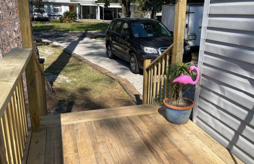 Tropical Studio Retreat with Great WiFi and EV charging - Photo 16