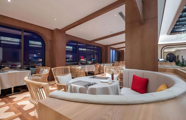 Mount Emei Zhizhu Resort Hotel - Photo 75