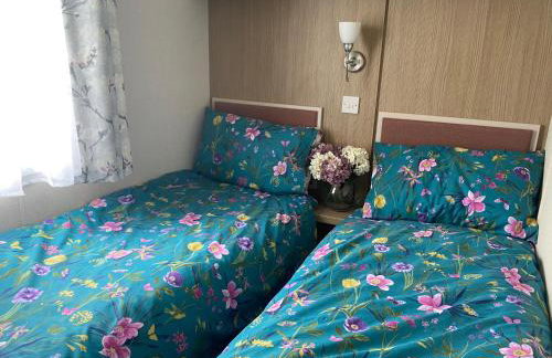 Carre Retreat with private hot tub - Photo 7