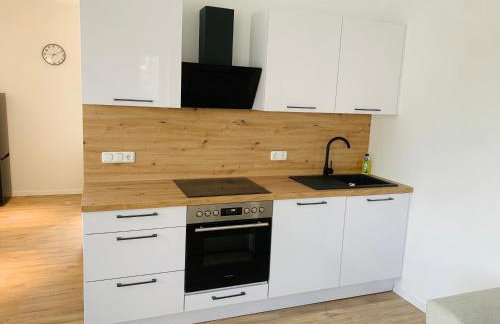 FEDDERSEN LIVING Kernsanierte Ferienwohnungen - Gemütlich - Netflix - Voll ausgestattet - zentral - Foto 23