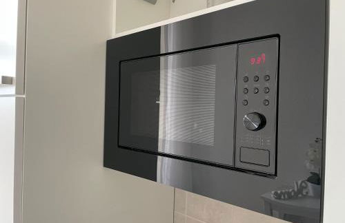 LUCKY STAYS LS07 - Vollausstattung - Zentrum - Aufzug - große Küche - 2 Zimmer - Smart-TV - Foto 14