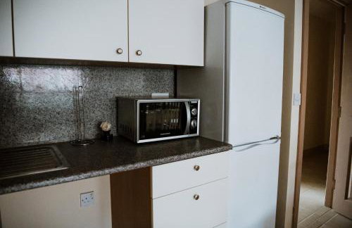 Flats near football clubs - Photo 12