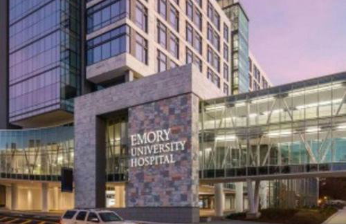 Renovated, Pet friendly, Yard, 2 Miles to Downtown - Photo 1