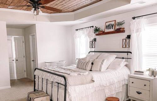 The Grand 5BR Retreat --15 mins to Greenville - Foto 29