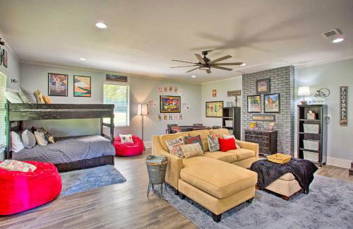 Home 4 Mi to Dtwn McKinney! Game Room and Fireplace - Foto 14