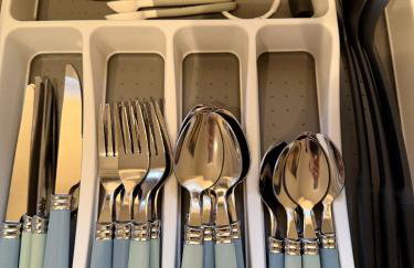 Traditional meets Modern, steps to local shops - Foto 13