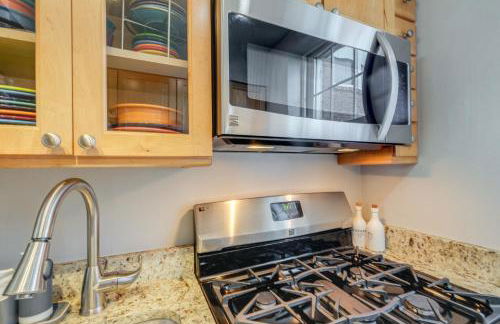 Convenient Arlington Condo about 4 Mi to National Mall - Photo 12