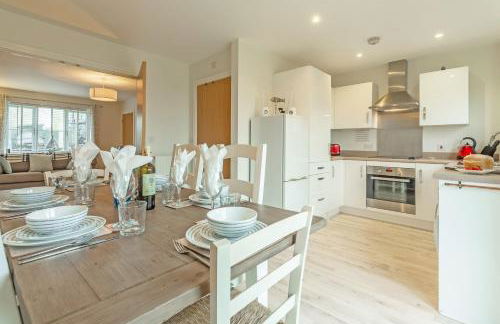 The Seahouse - Photo 8