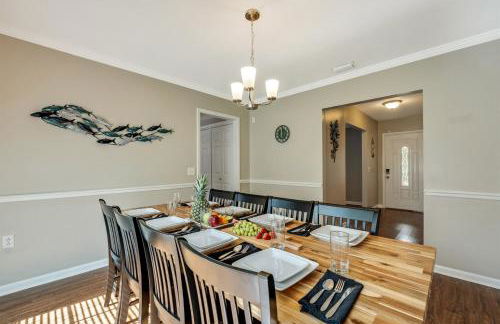 Exquisite Retreat with Heated Pool for 14 Guests, Pool Table Paradise! - Foto 23