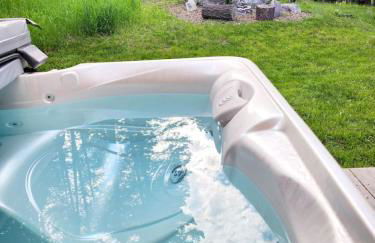 Blacktail Cabin Hideaway with hot tub - Foto 6