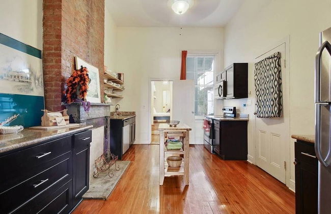 Montgomery Apartments on Magazine Street - Foto 34