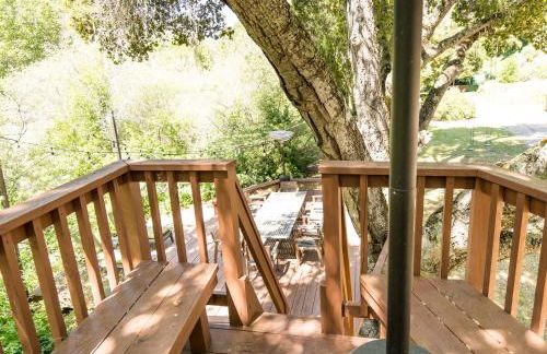 Serene Vineyard Chateau with Pool, Hot Tub, BBQ - Foto 73