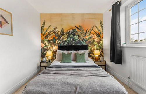 Perfect Booking 4 Bed Home in Cheltenham - Photo 7