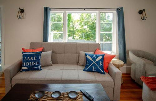 Lakeview Getaway with Hot Tub - Foto 6