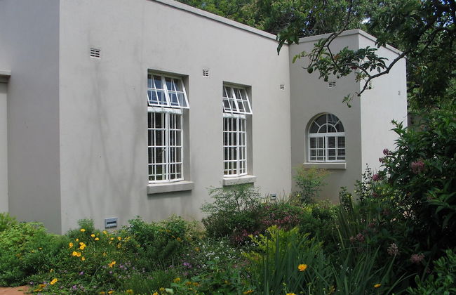 Modern Studio set an Expansive Garden - 2253 - Foto 4