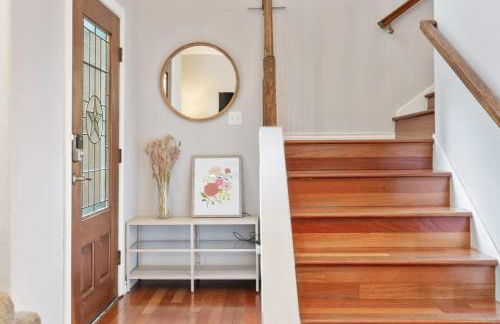 Family 3BR 2BA 1810SQFT Bright Spacious Home with Private Yard in Zilker - Foto 12