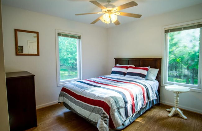 Cacapon Connected - Workplace Retreat - Foto 5