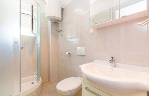 Big White apartment - Photo 21