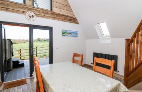 Valley View Hideaway - Photo 13