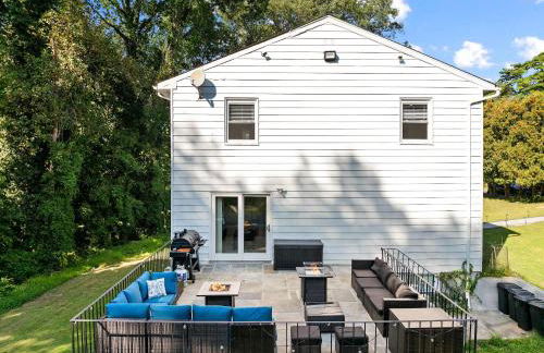 Spacious 6BR Getaway Game Room Firepit NYC - Foto 33