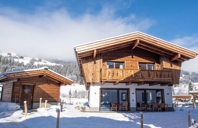 Chalet in Pinzgau Near Ski Slopes & Sauna - Foto 1