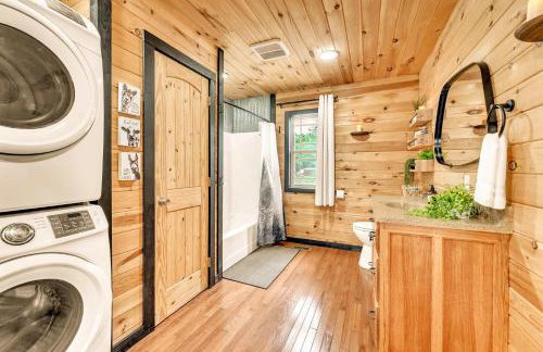 Pop & Granny's cabin with a fire pit hot tub & indoor pool - Foto 18