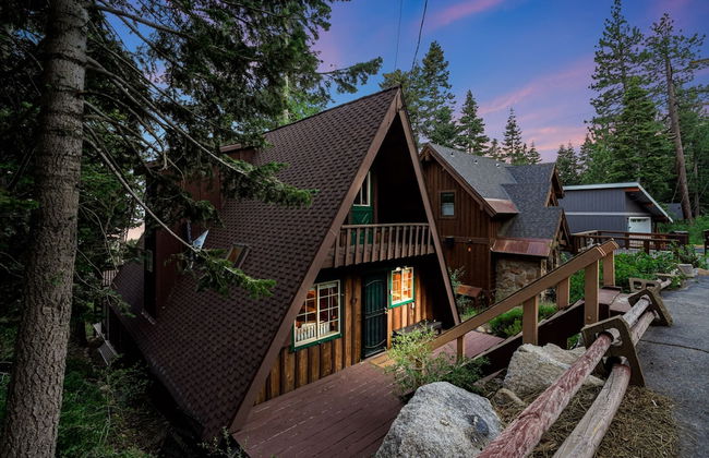 Horizon by Avantstay Stunning A-frame Cabin w Hot Tub Billiards Lake Views - Photo 33