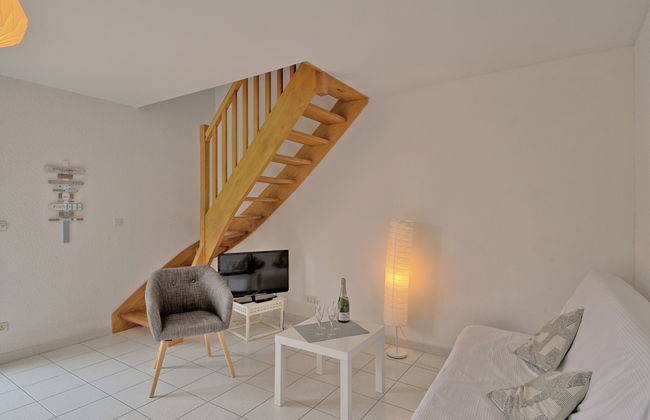 2 bedroom House in La Turballe with garden and terrace - Photo 8