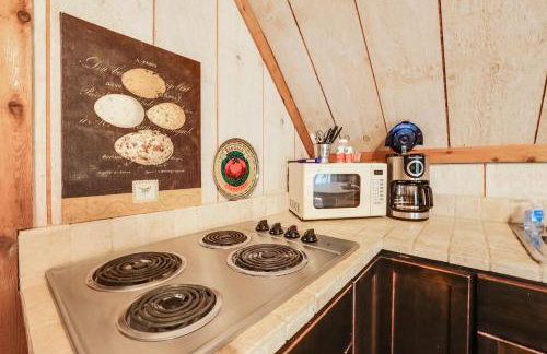 Chic Tree House Studio about 24 Mi to Bandera! - Foto 10