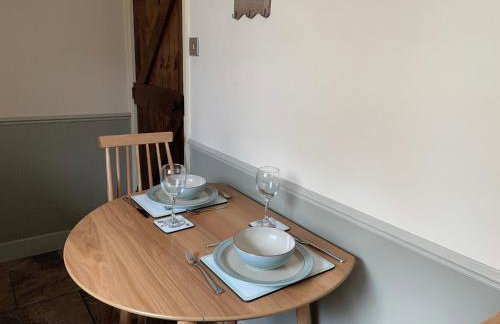 Penny Black Cottage - Photo 7