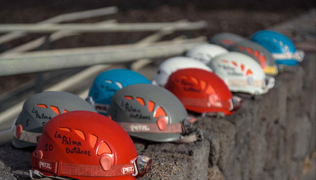 Espeleología en la Cueva de Las Palomas - Foto 5