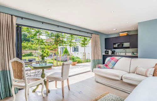 Charming Bosham Garden Lodge - Pass the Keys - Foto 6