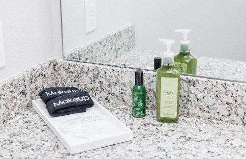 Modern Houston 3BR Getaway Near NRG Stadium, Downtown, Med Center & HOU Airport, FIFA & RODEO Ready - Foto 31