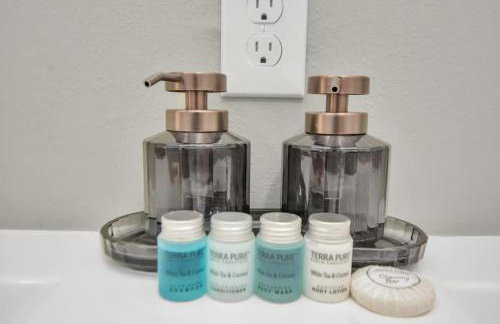 Pool Hot-Tub - 4 BR Luxury Home in Friendswood - Foto 43