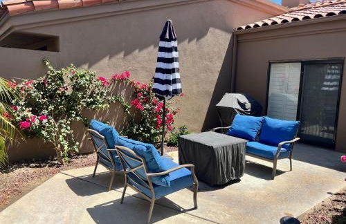 Relax in Palm Valley Comfort - Foto 3