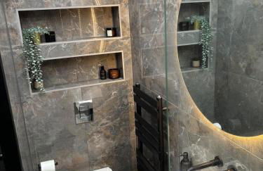 Large Luxury House in Marple, 4x Bed & Sleeps 8 - Foto 15