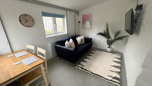 The Dog House, Mere - Photo 2