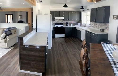 Amazing Retreat Ideal for Families or Groups in Saratoga, Wyoming - Foto 5