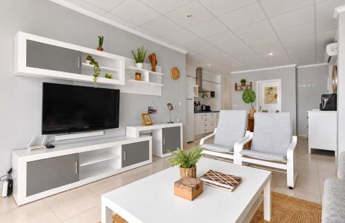 Beachside Apartment - 50m - Balcony - Historic Center - Casa Nathan - Foto 1