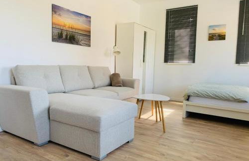 FEDDERSEN LIVING Kernsanierte Ferienwohnungen - Gemütlich - Netflix - Voll ausgestattet - zentral - Foto 16