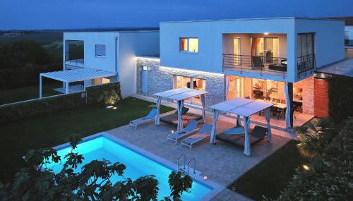 Holiday Home in Novigrad with Pool near Beach - Foto 4