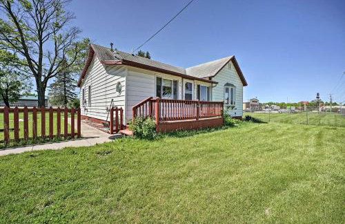 3 Mi to Lake Michigan Access Sawyer Home with Patio - Foto 20