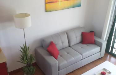 Apartment duplex -The Sunny Hut - swimming pool - Free Wifi & AC- Residence Las Marinas - Foto 1