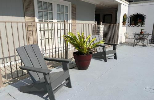 2 bedroom private apt & laundry - Foto 35