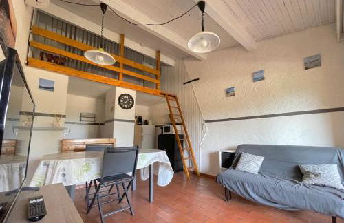 Appart clim wifi - 2 à 6 pers - piscines - parking - Foto 4