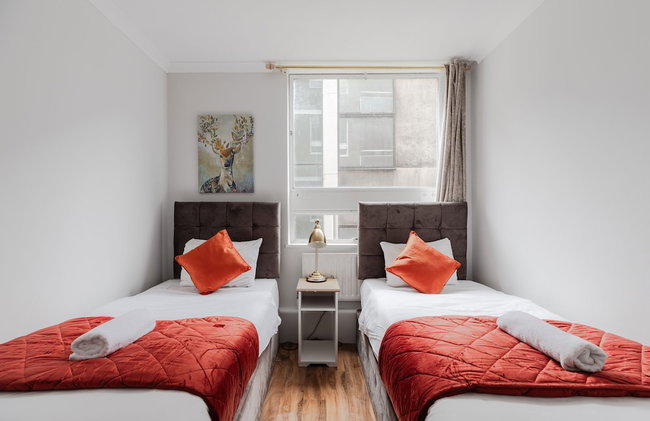 Lovely Apartments in Landward Court - Photo 33