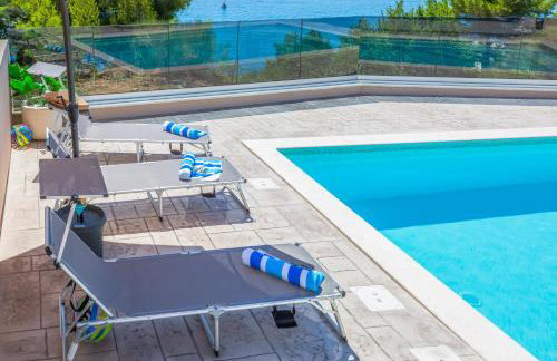 Holiday Home Zarello with Private Pool next to the Sea - Foto 3