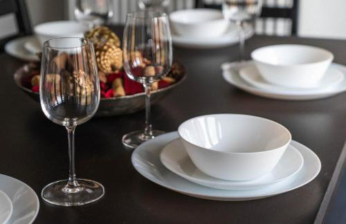 3 Bedroom House - Sleeps 8 - Driveway Parking - Foto 13